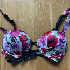 Victoria’s Secret bombshell bra with rhinestone straps
